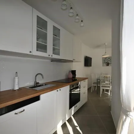 Vakantiehuis Holiday Lana - Panoramic Sea View Selca (Brac)